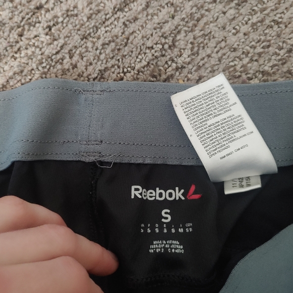 Black Reebok track pants - Picture 2 of 2